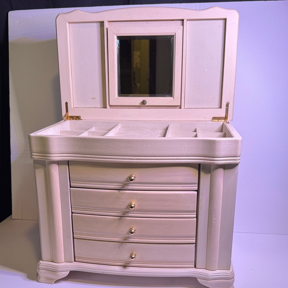 Vintage Cream Jewelry Organizer, real wood